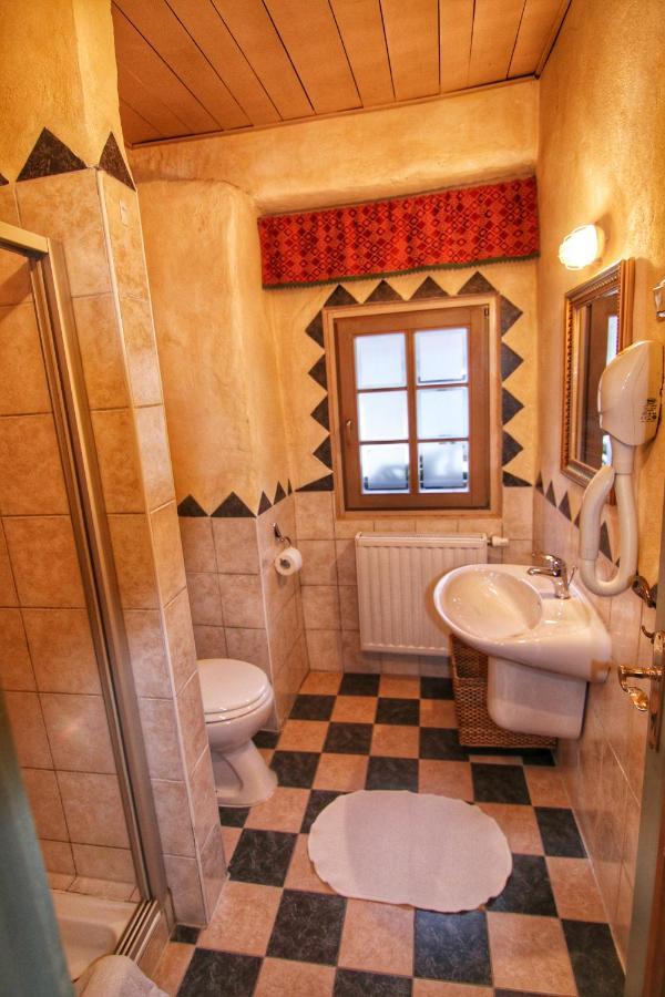 Apartments Belopeski Dvori Kranjska Gora Rom bilde