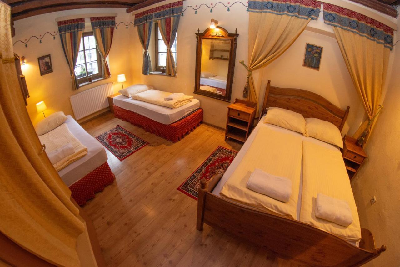 Apartments Belopeski Dvori Kranjska Gora Rom bilde