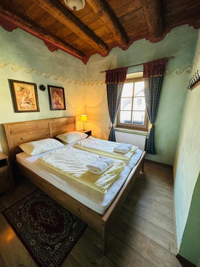 Apartments Belopeski Dvori Kranjska Gora Rom bilde